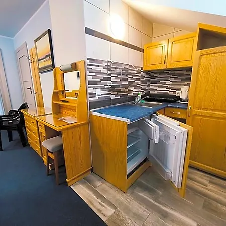 Mikolaj Bed & Breakfast Bialogora
