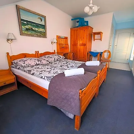 Mikolaj Bed & Breakfast Bialogora