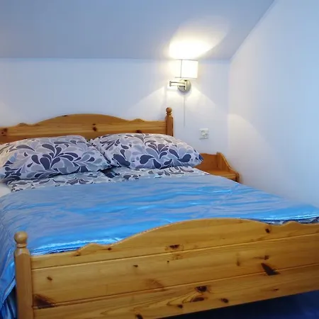 Mikolaj ベッド・アンド・ブレックファスト 3*