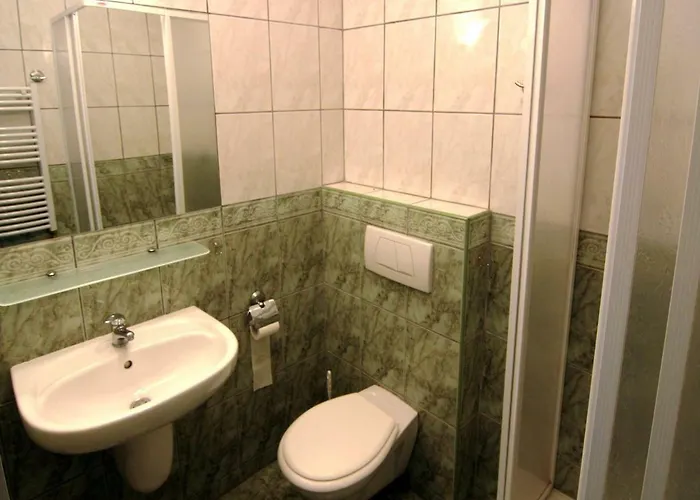 Mikolaj Bed & Breakfast Białogóra